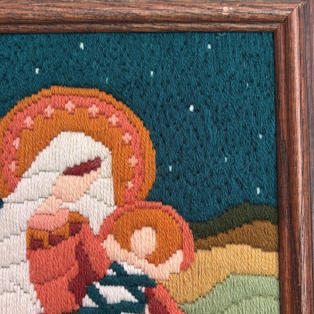 Vintage Bernat Holiday Theme Crewel "Blessed Child" design from 1979 Framed - Picture 3 of 11